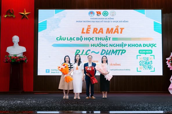 Lễ ra mắt câu lạc bộ Học thuật và Hướng nghiệp Khoa Dược – Nơi kết nối đam mê và khơi nguồn sáng tạo